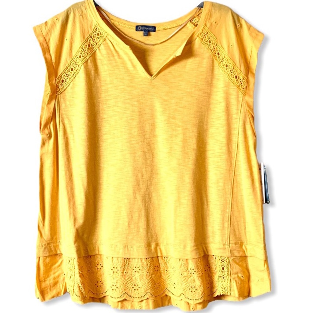 Democracy Yellow Eyelet Top Sleeveless V-neck Tank